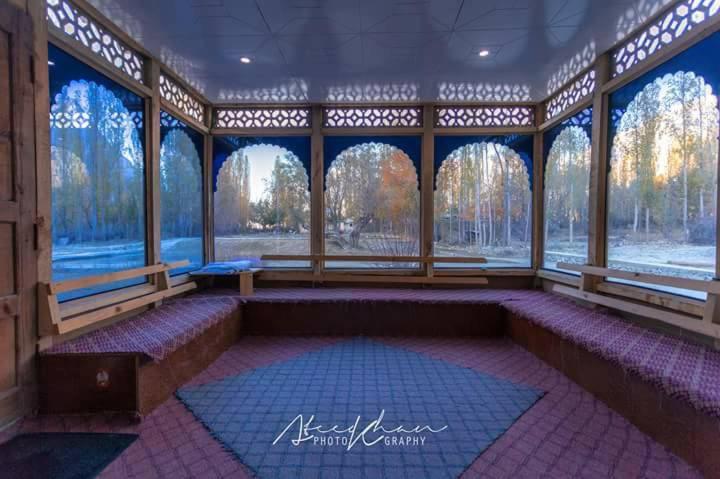 Space Hotel Shigar Buitenkant foto